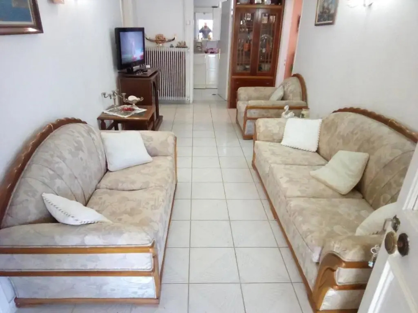 Villa Angela, Traditional house in the village