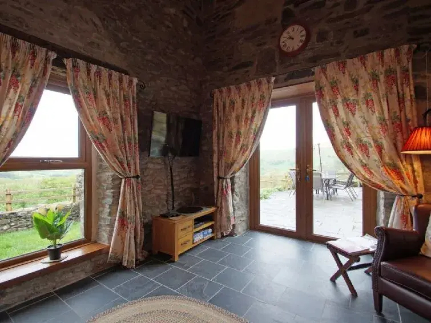Holiday Home Uwch y Foel