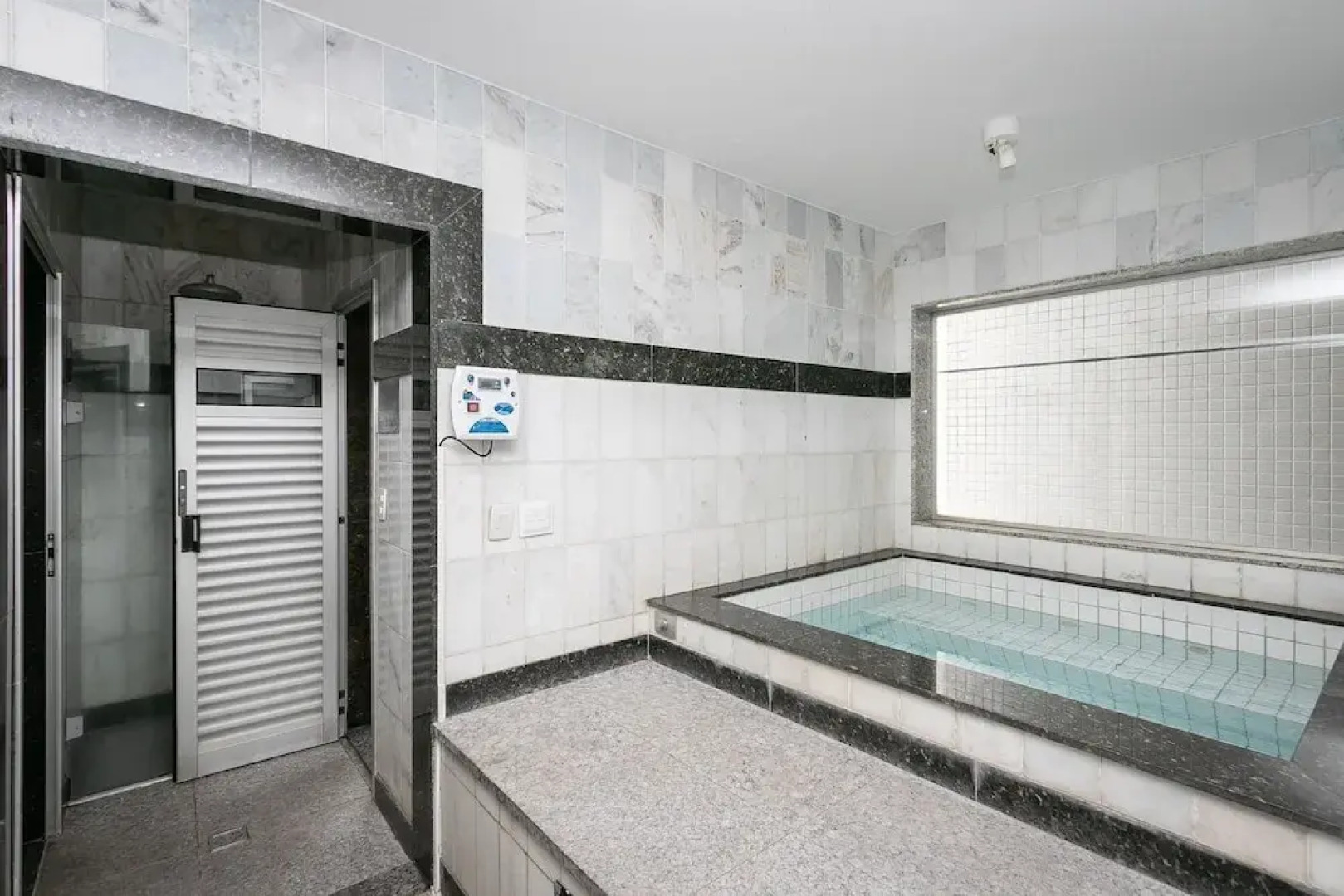 2 quartos no Vila da Serra