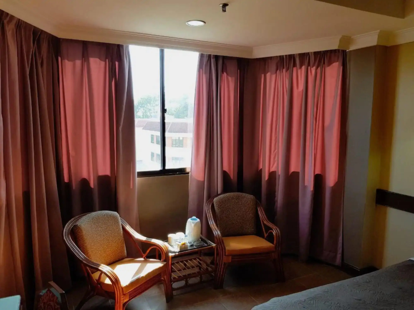 Hotel Grand Crystal