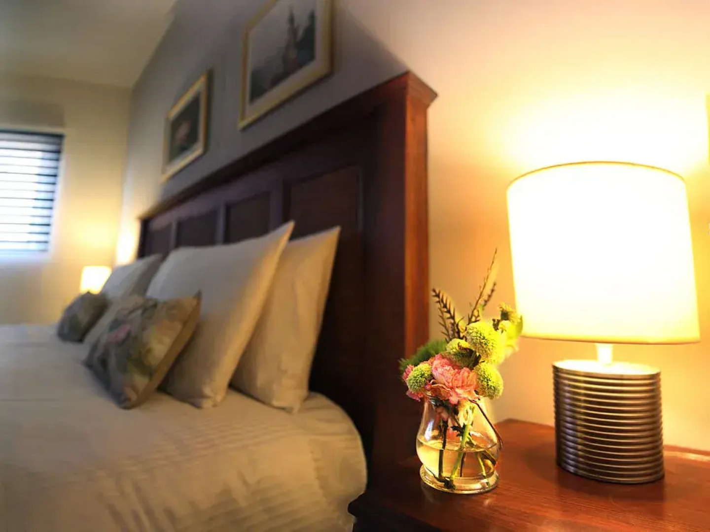 Homing Bird Apartments