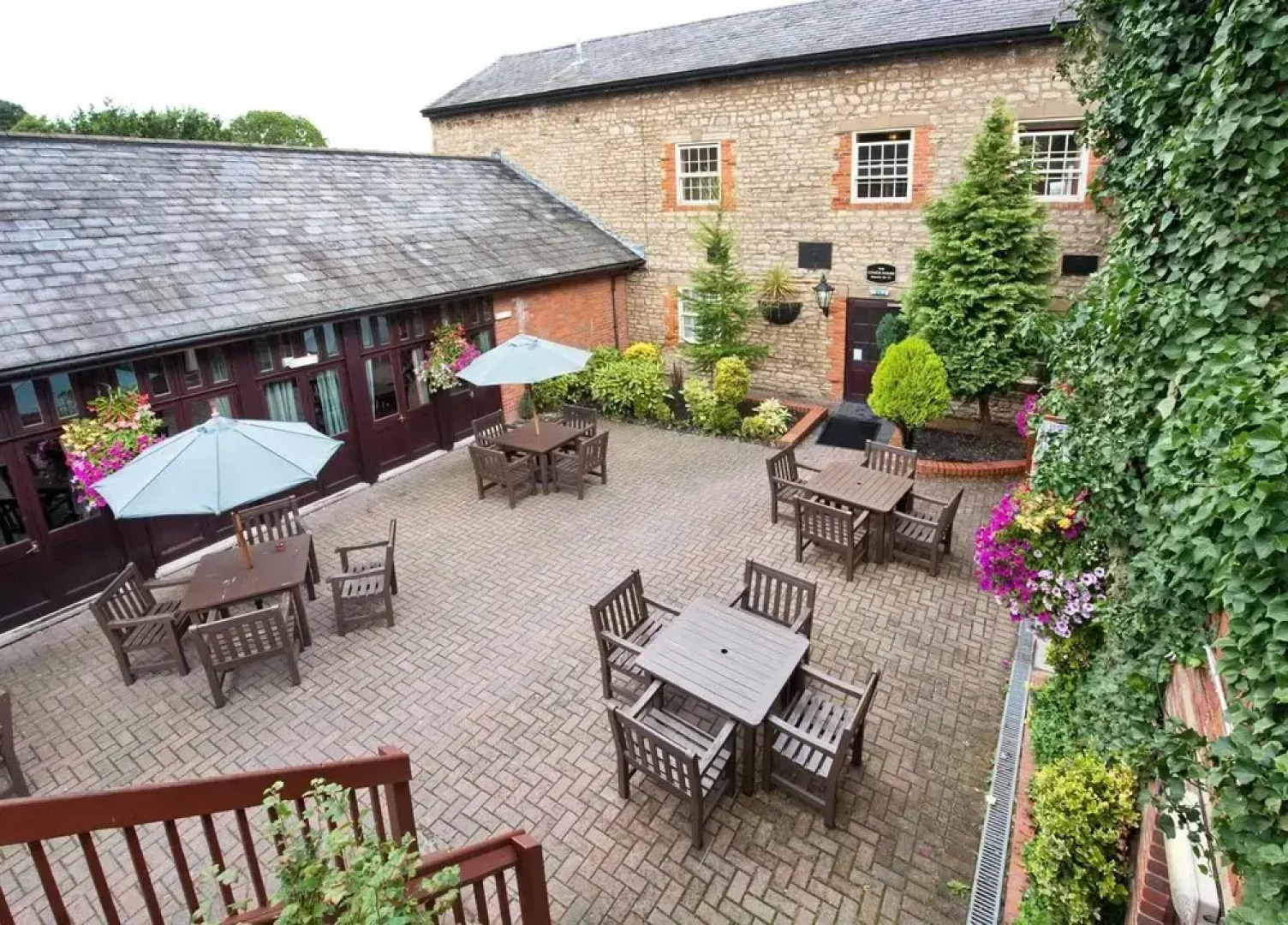 Cock Hotel Stony Stratford by Greene King Inns