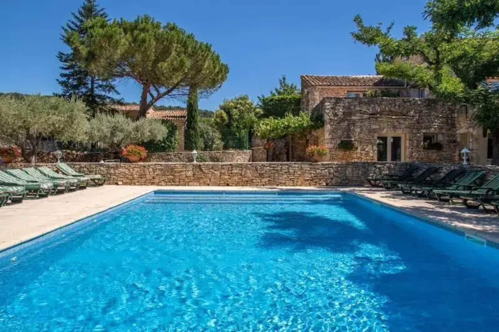 Logis Hotel L'Escarbille