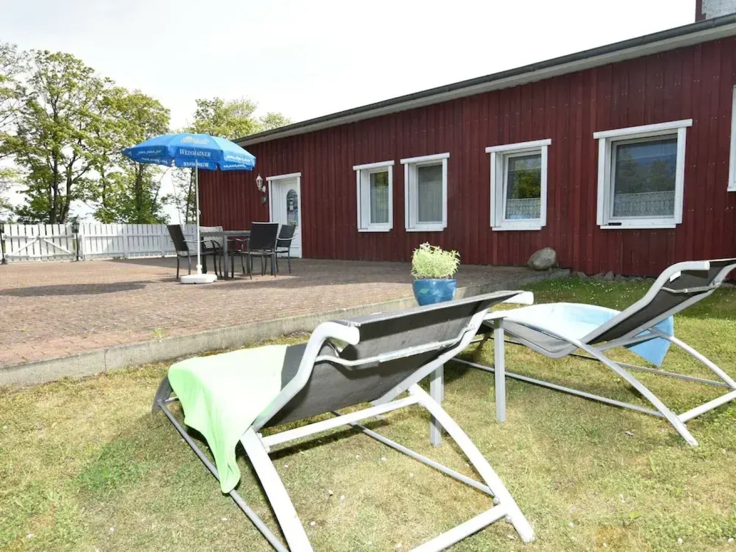 Charmante Ferienwohnung mit Garten in Wiek