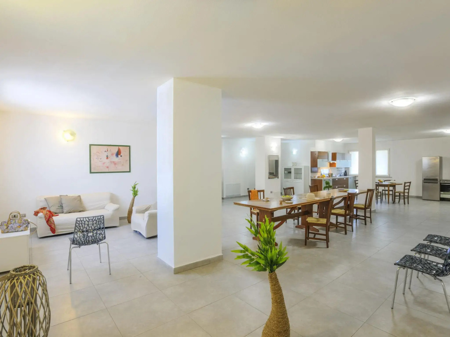 Spacious Villa With Pool