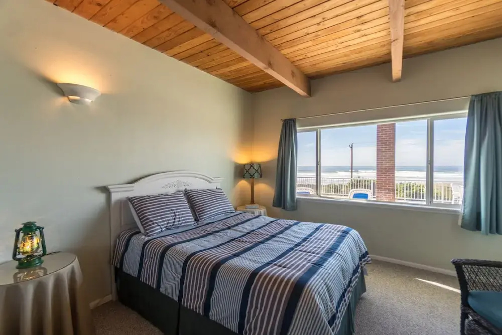 The Strand at Twin Rocks