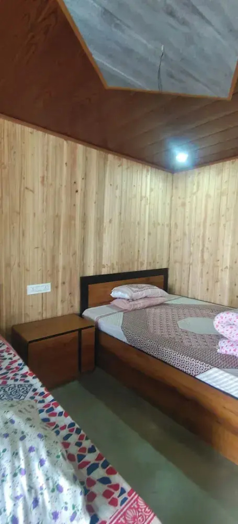 Zero Points TheLaure cottage Shreeantu