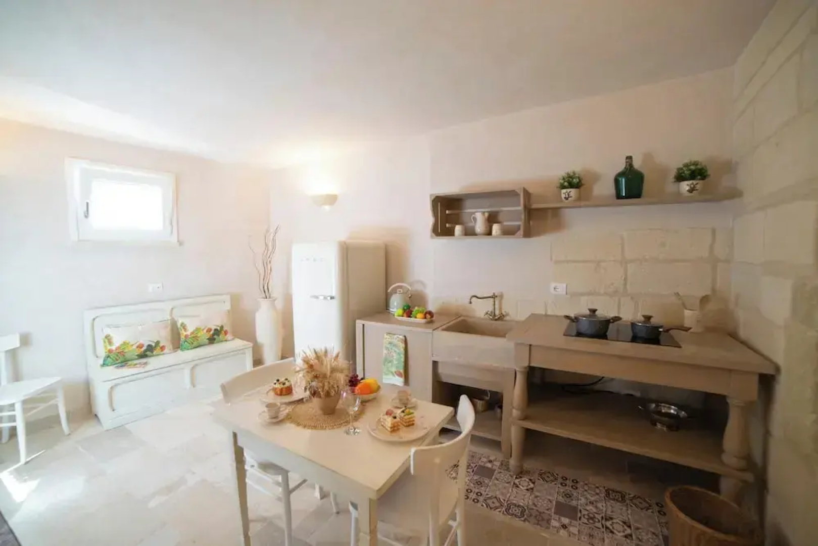 Trullo Meraviglia With Garden And Pool