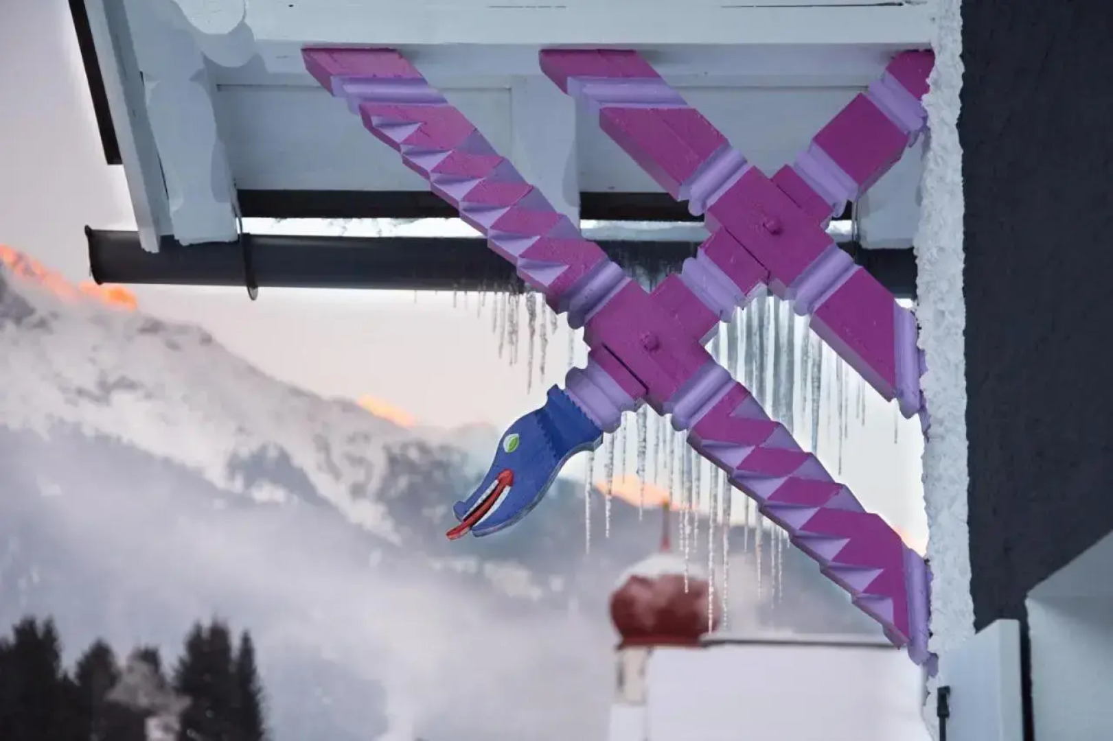 Raffls Sweet Little Home