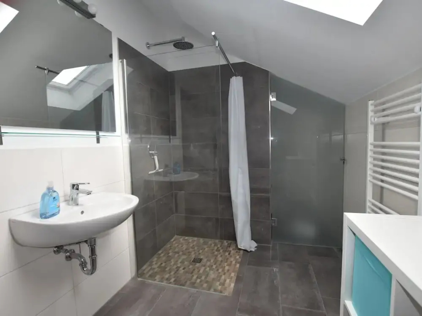 Modern Holiday Home in Pepelow with Sea Nearby