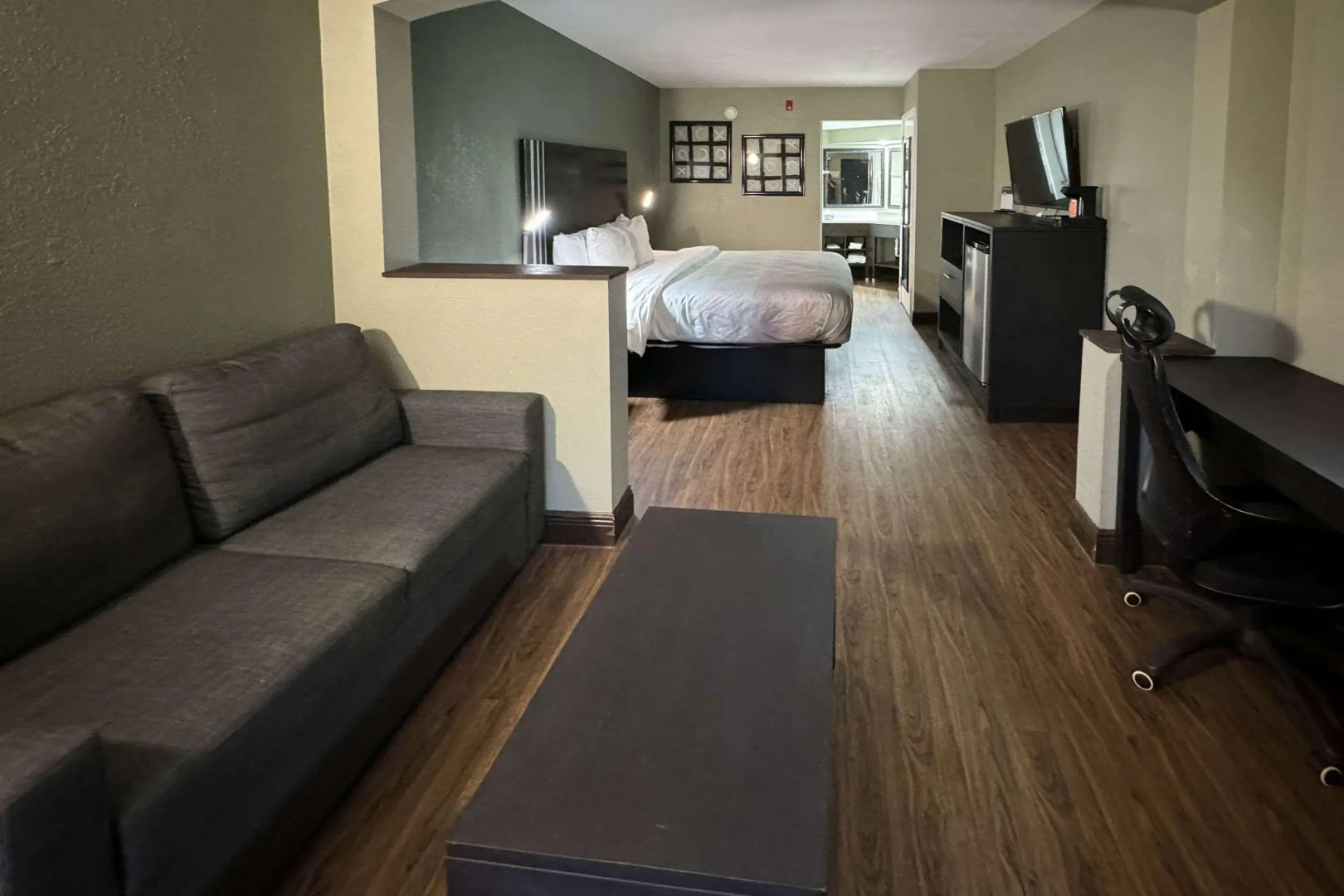 Quality Inn & Suites near Panama City Beach