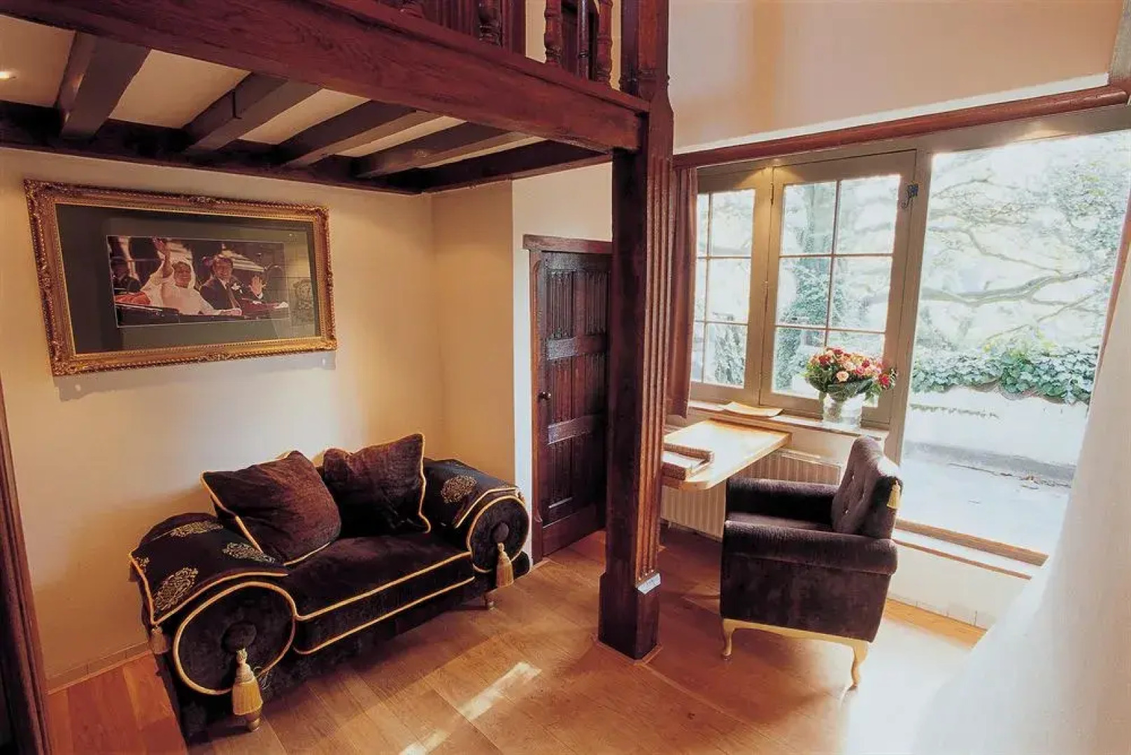 Luxury Vintage Hotel Villa Beukenhof