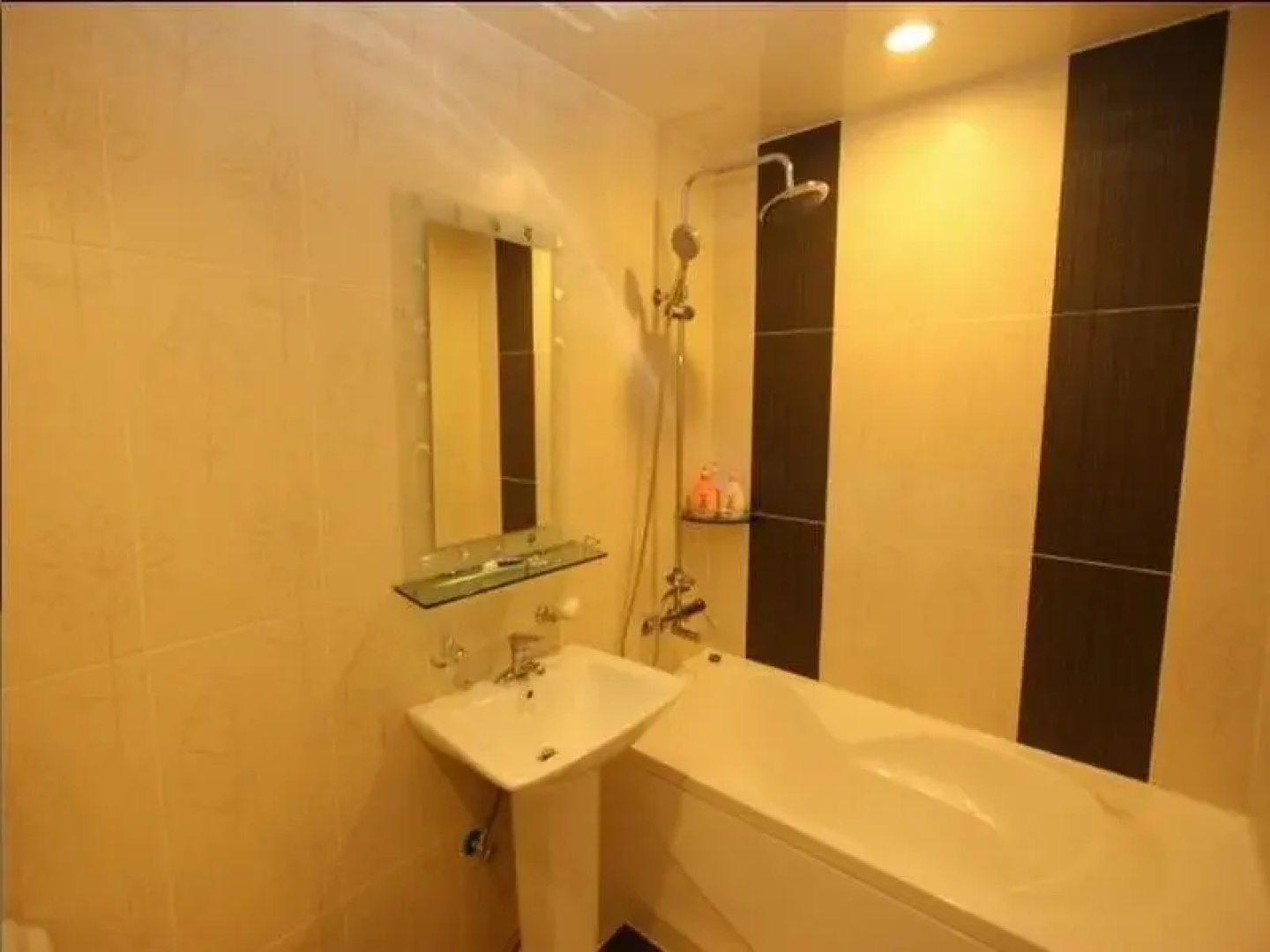 Bluehill Hotel