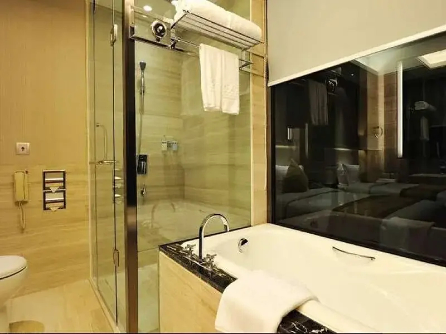 Gold Diamond International Hotel