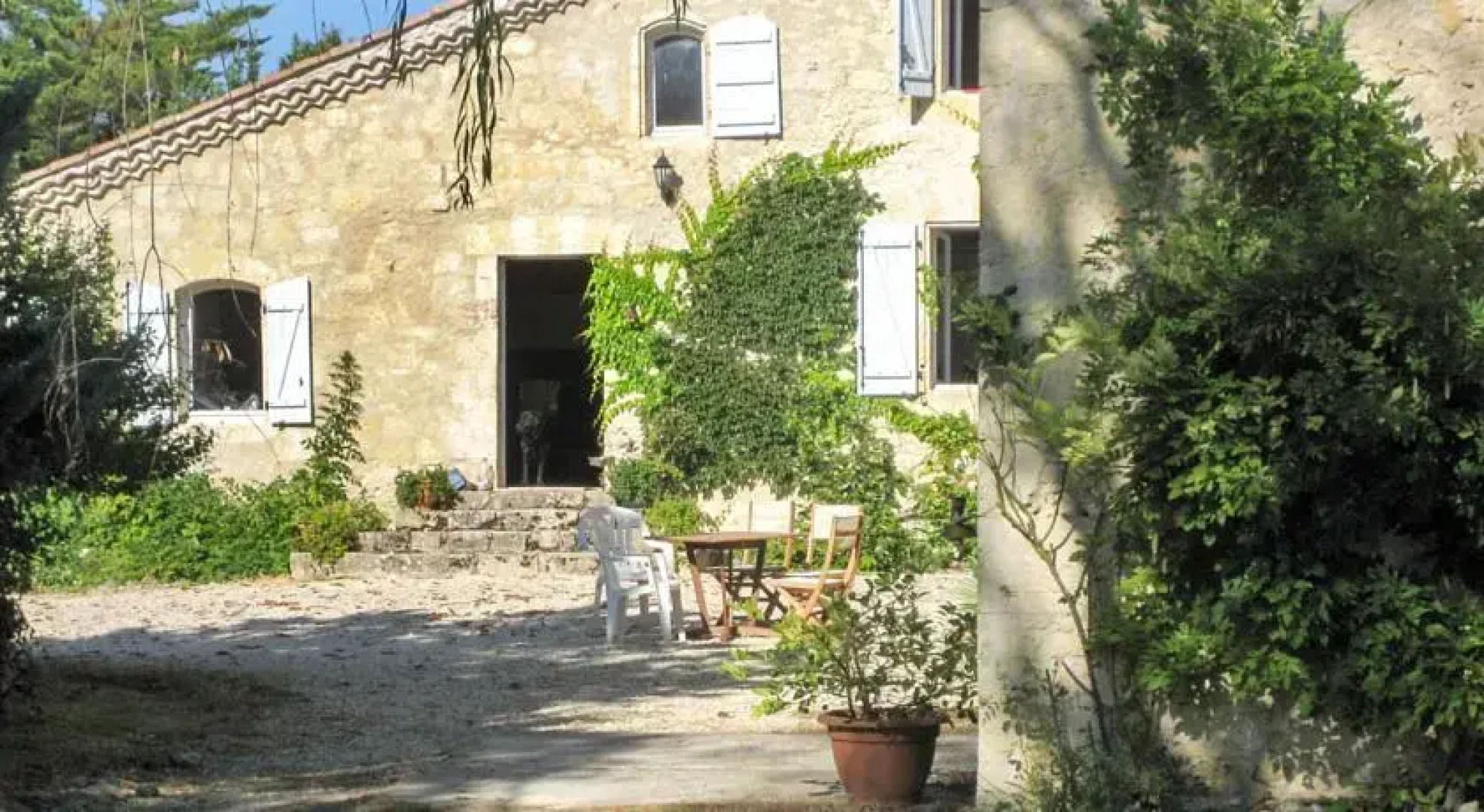 HomeRez - farmhouse Maison Verger