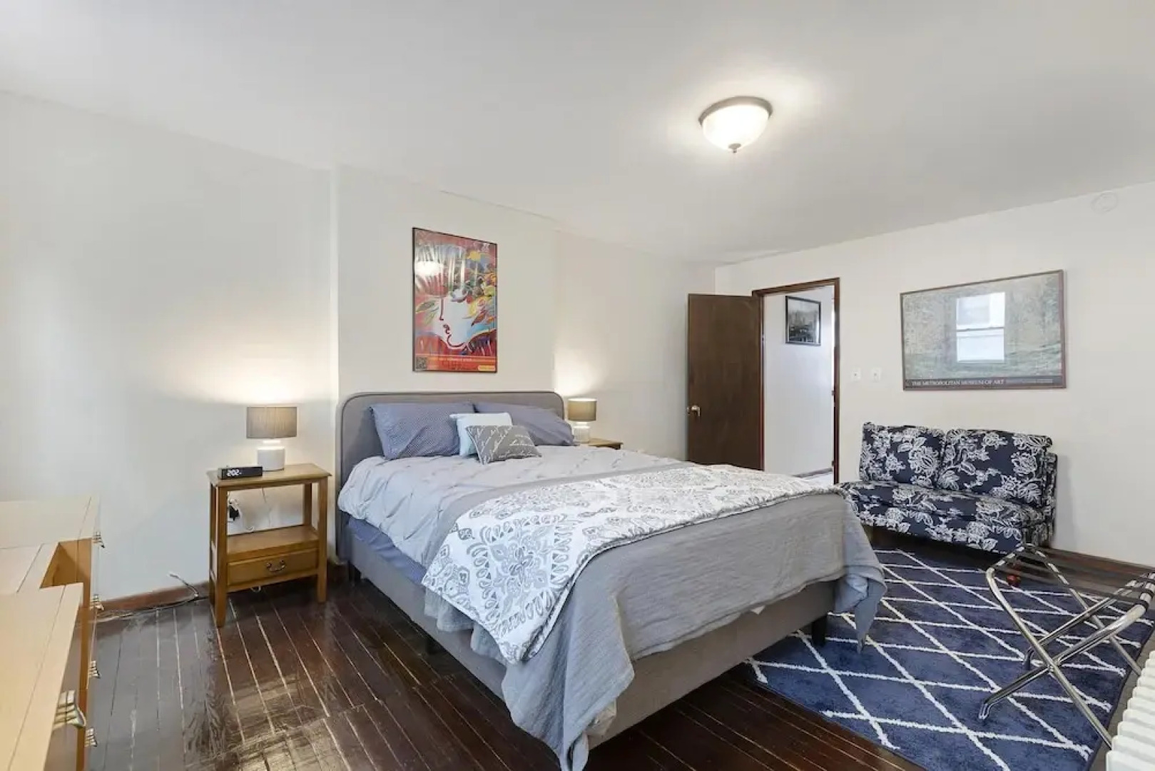 Halsey Haven - Center Of Downtown Arts District 2 Bedroom Apts by RedAwning