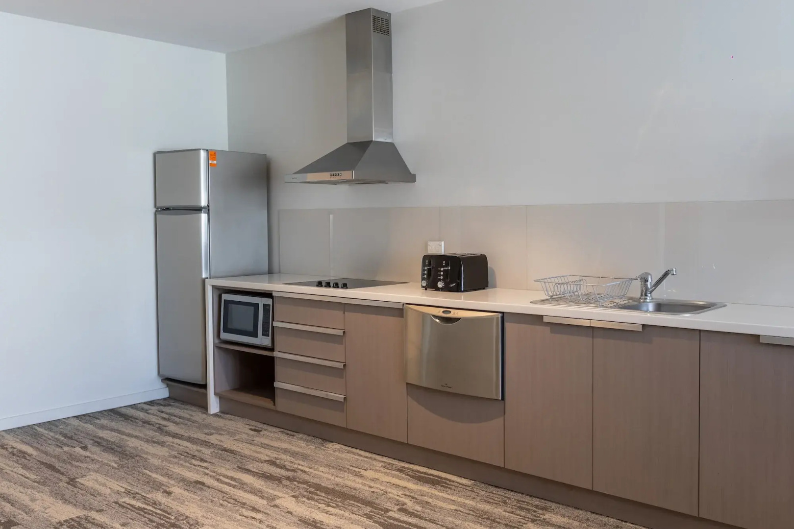 Nightelier Narrabeen