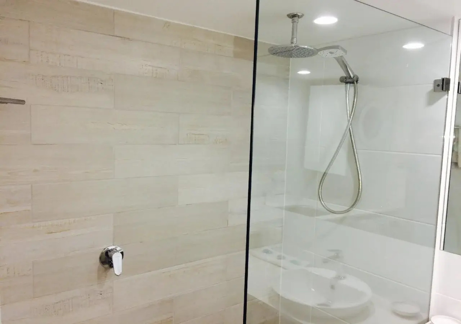 Coral Sea Apartments