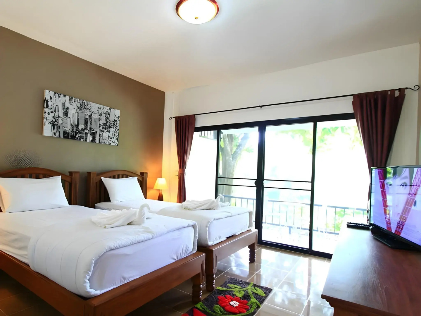 Silver Garden Resort