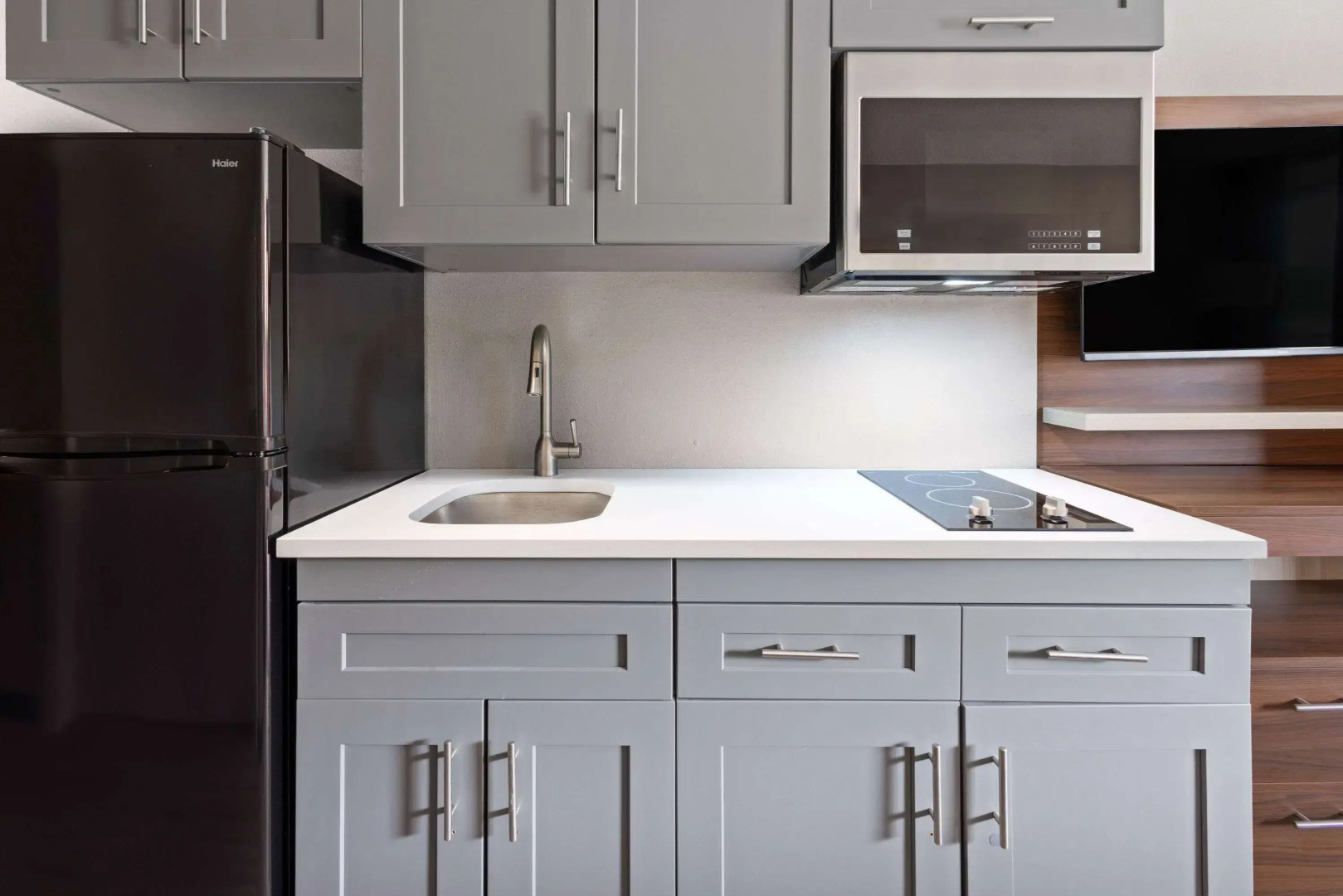 Hawthorn Extended Stay By Wyndham Columbia / Ft. Jackson