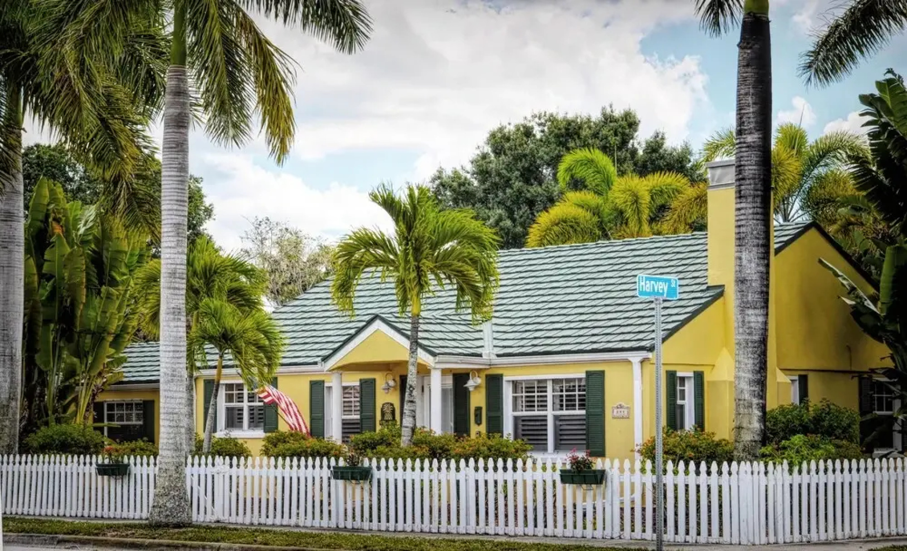 The Pineapple Cottage