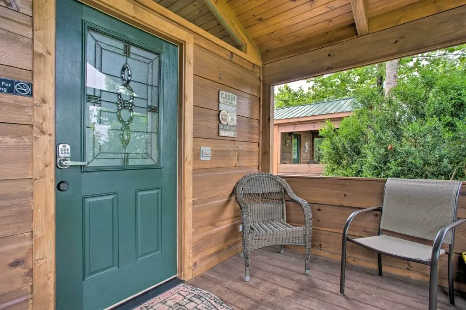 Hike & Snow Play! Mill Spring Cabin Near Winery