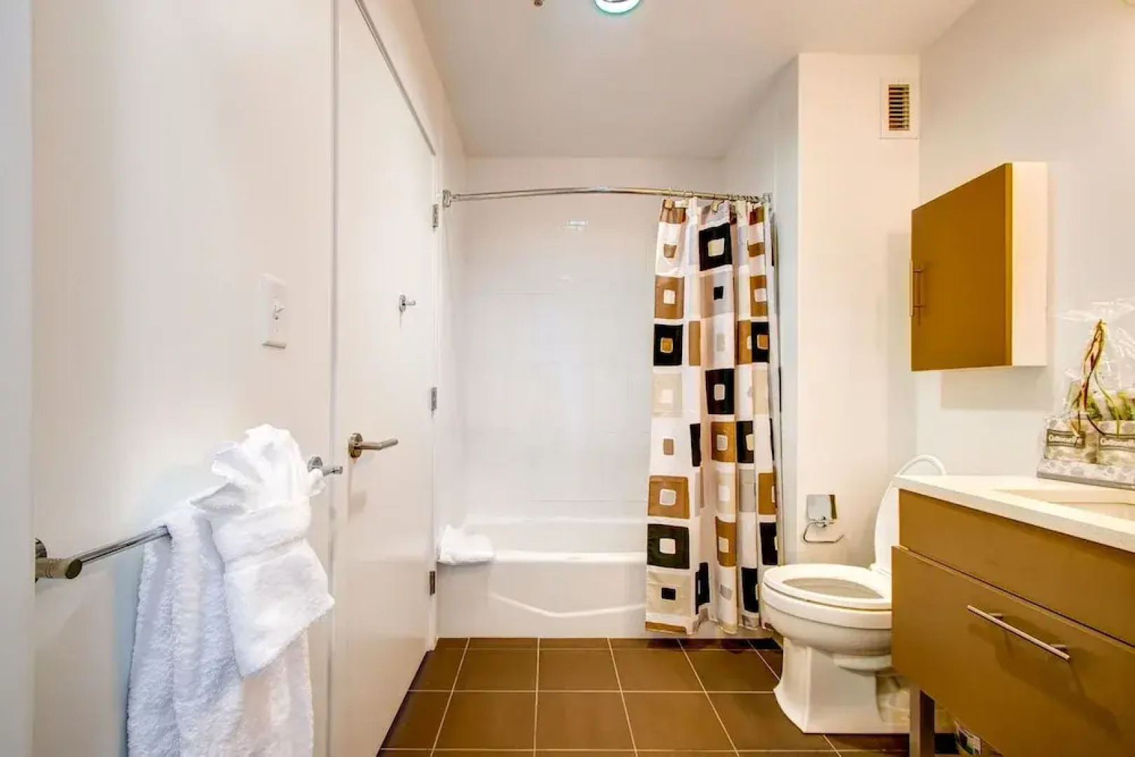 Global Luxury Suites Bridgepoint Circle