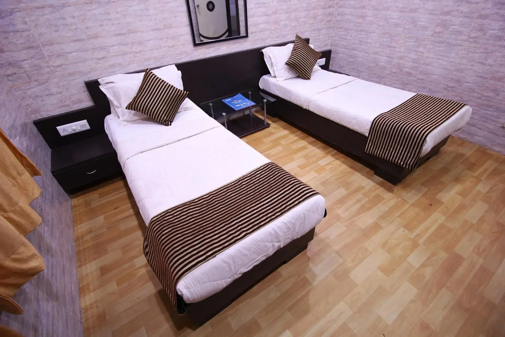 Oyo Rooms Corporation Chowk