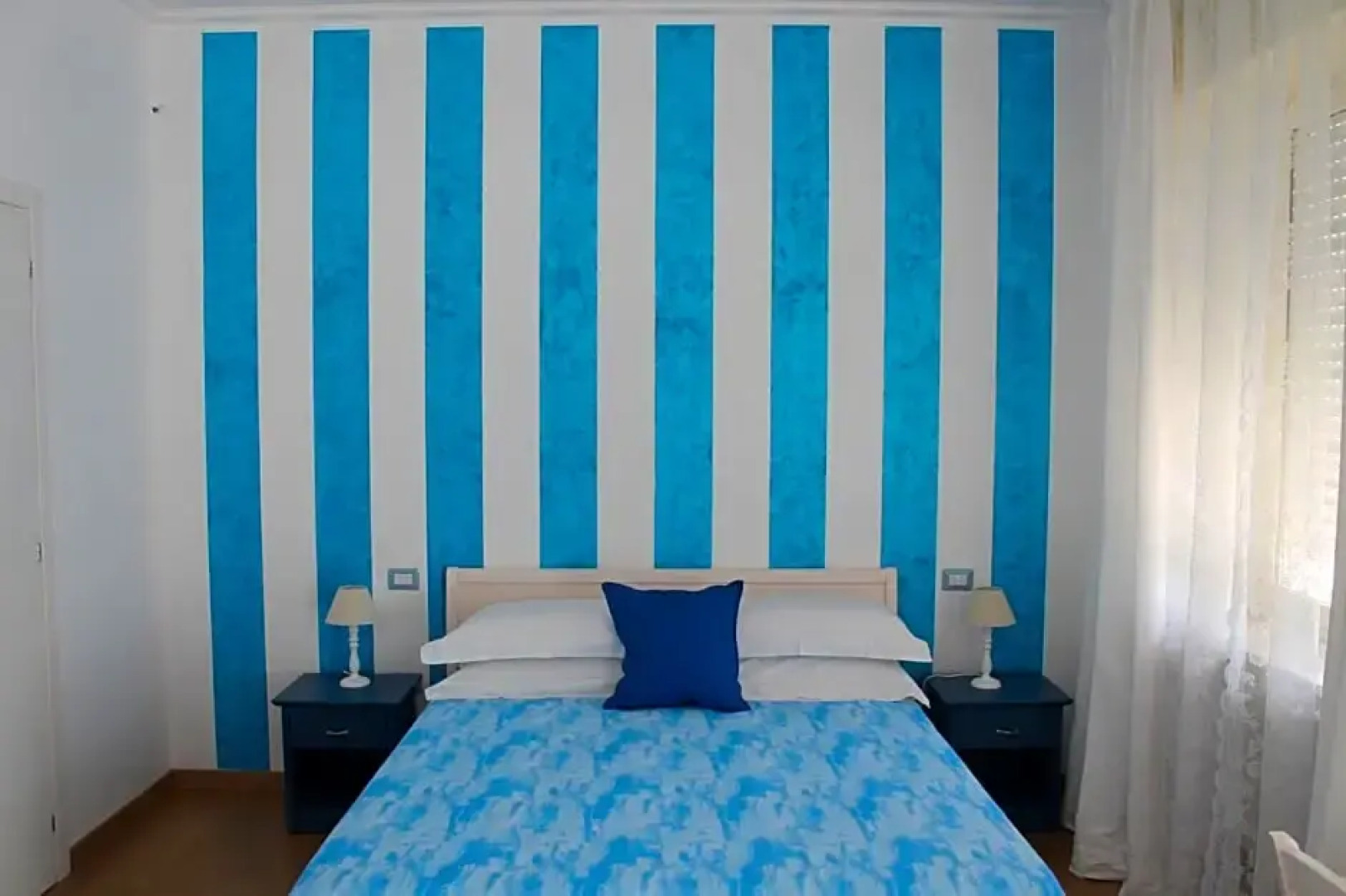 BB Una Rotonda Sul Mare