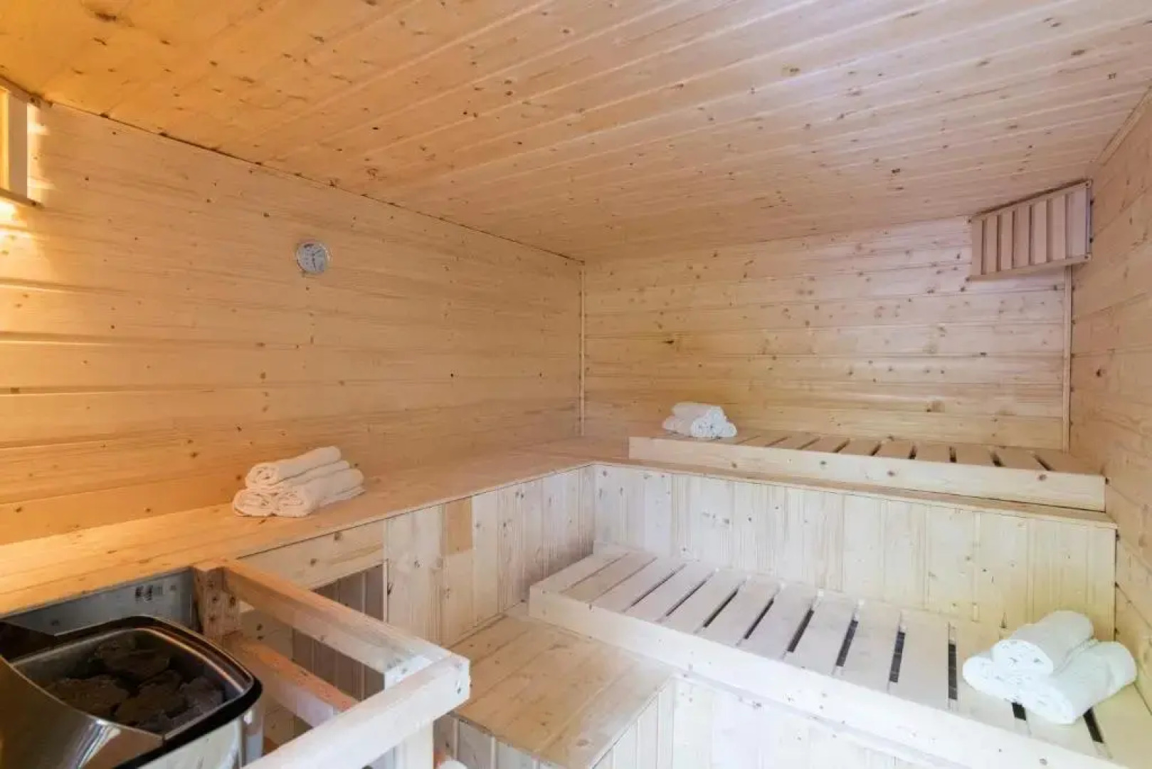Wagner Stays- Secret Chalet Private Wellness Resort in The Nature with Whirlpool & Sauna