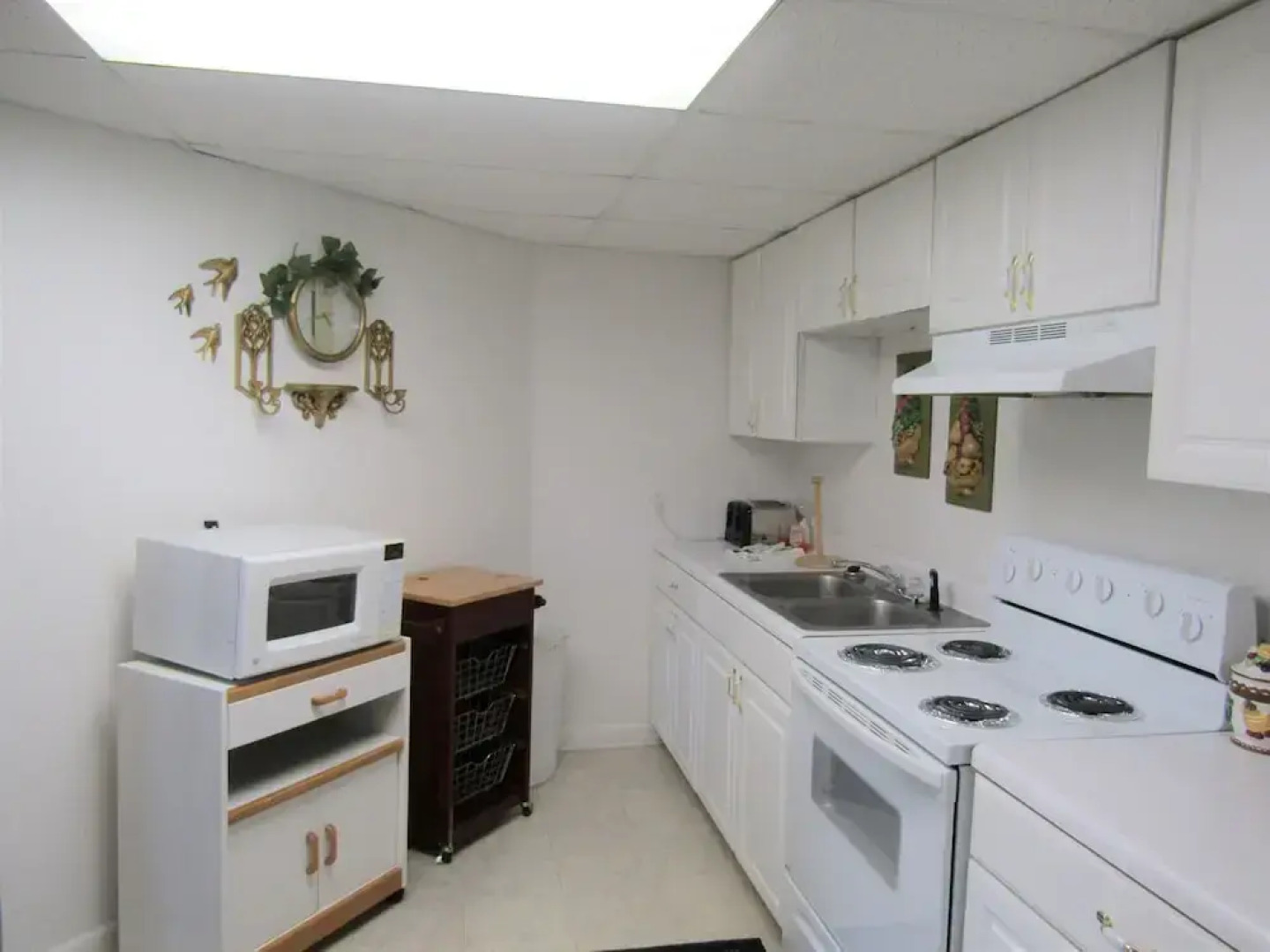 Sugar Mountain Drive 1866 6 Bedroom Home by RedAwning