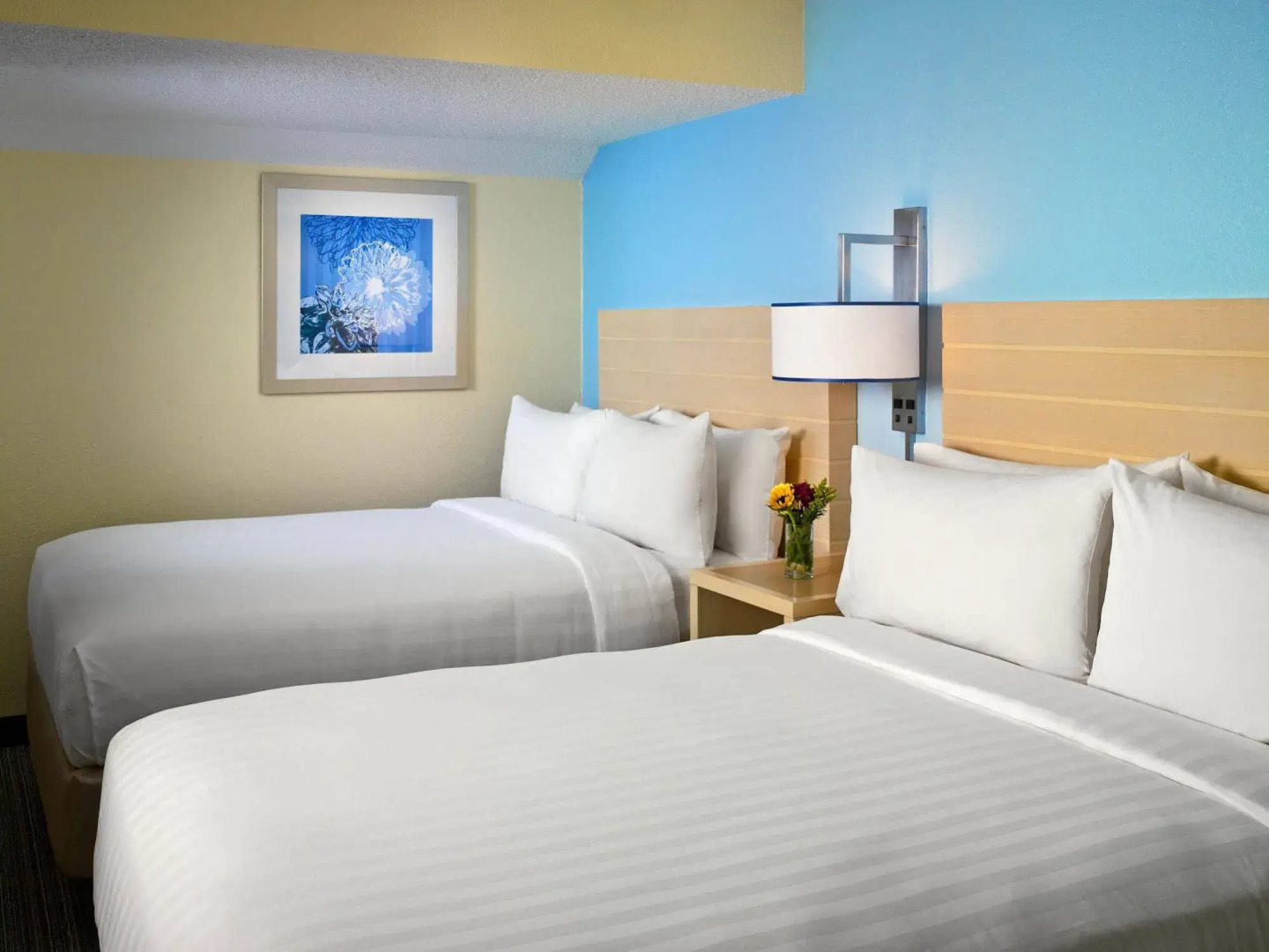 Sonesta Simply Suites Cleveland Westlake