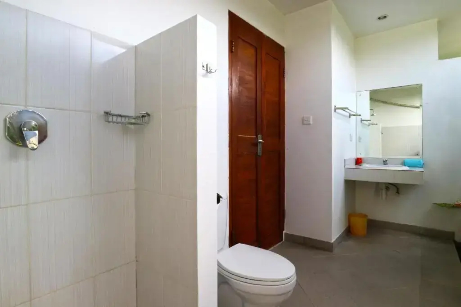 Pererenan Nengah Guest House by ZUZU