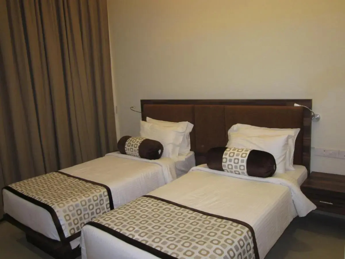 Vijaya Tej Clarks Inn