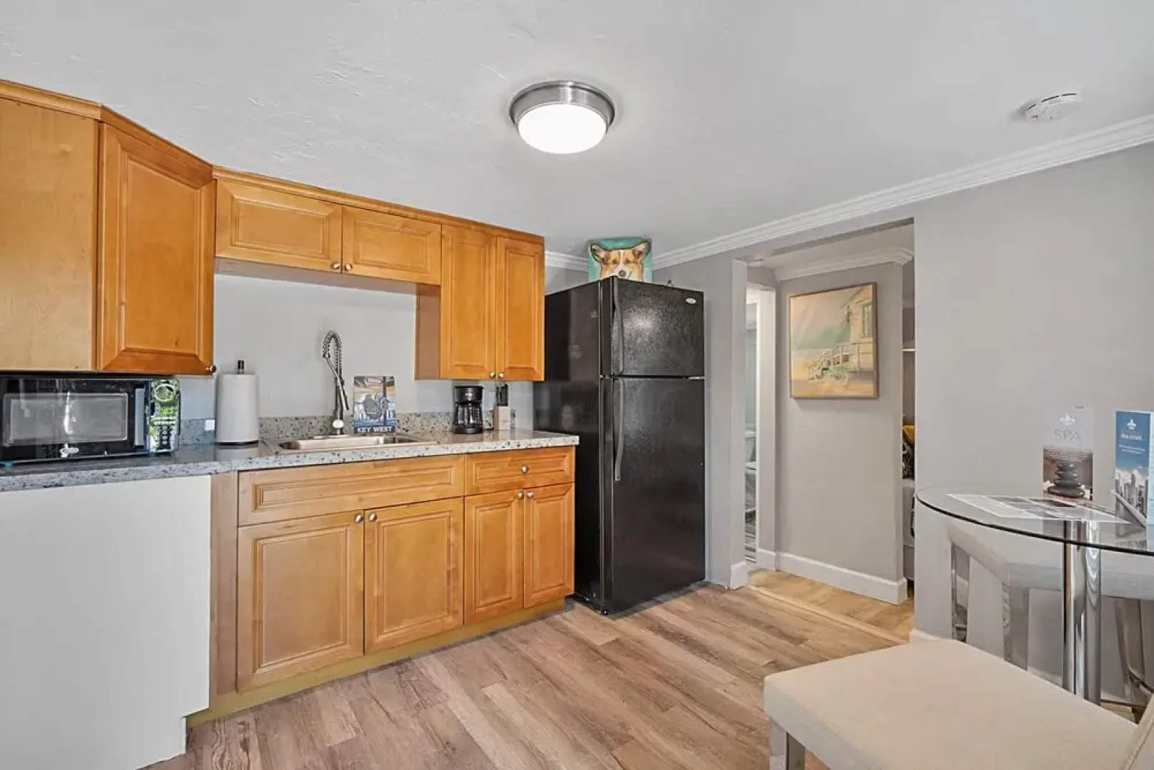 Key West Vibes Walking Distance to Wilton Drive - 2BD 3bth, Wilton Manors