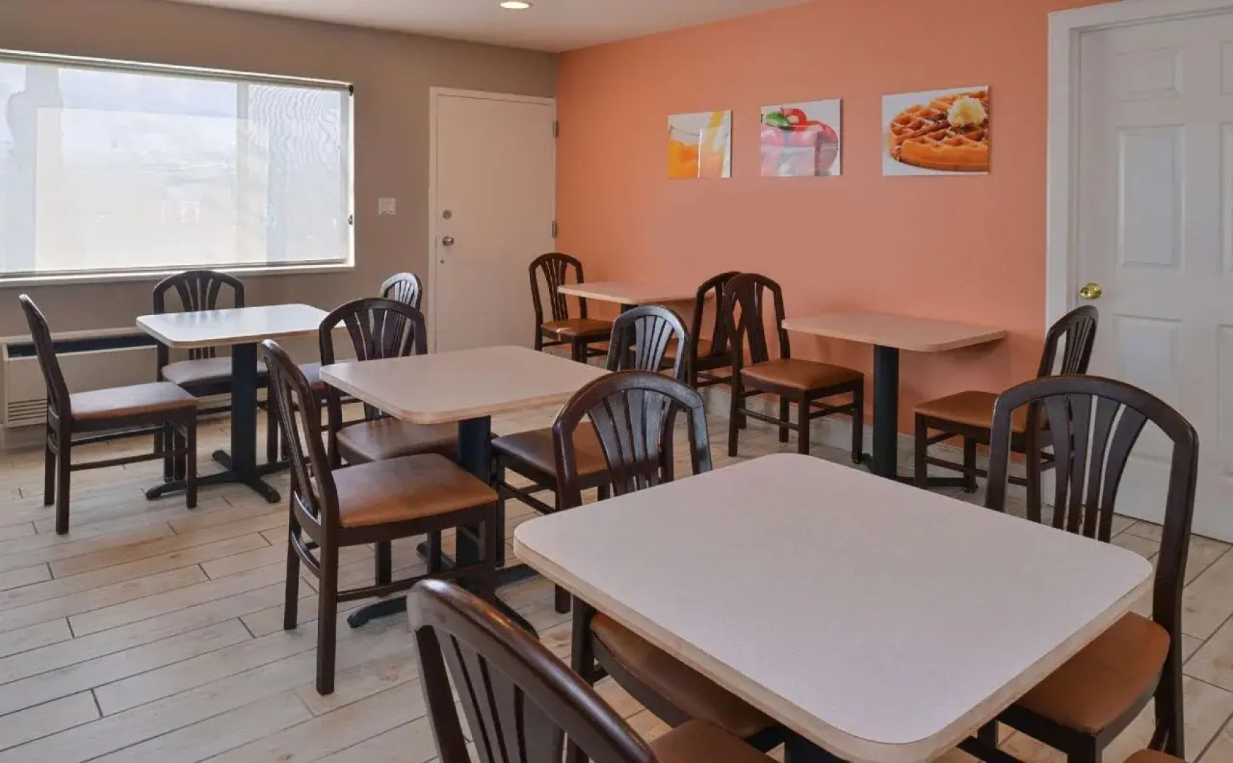 Wingate by Wyndham Beaver I-15