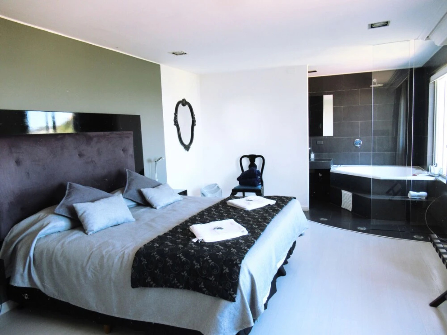 Winery Boutique Hotel