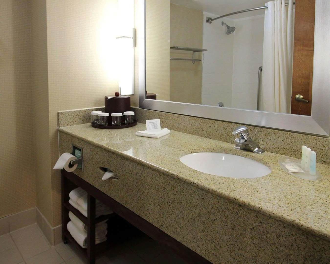 Comfort Suites Near University