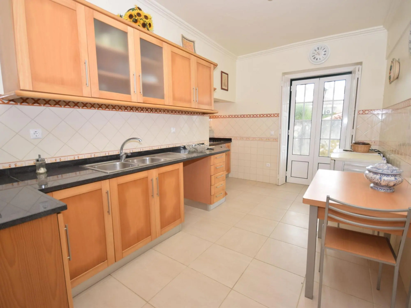 Lush Mansion In Aldeia Galega With Private Pool