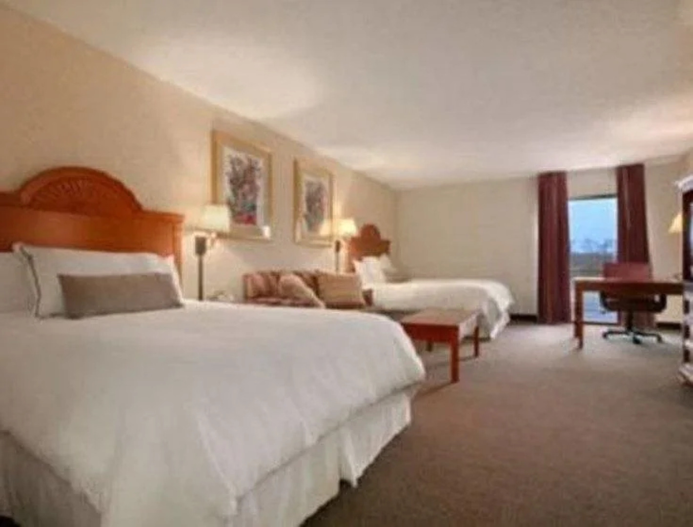 Plaza Hotel and Suites