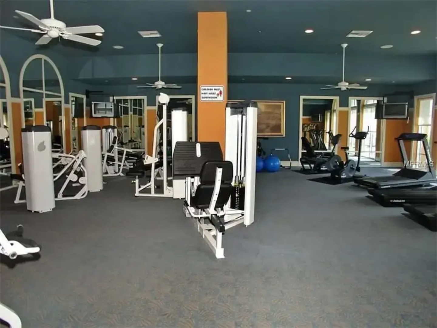 Stunning Beach Front 3 Bd Apartment @ Clearwater Belle Harbor 401