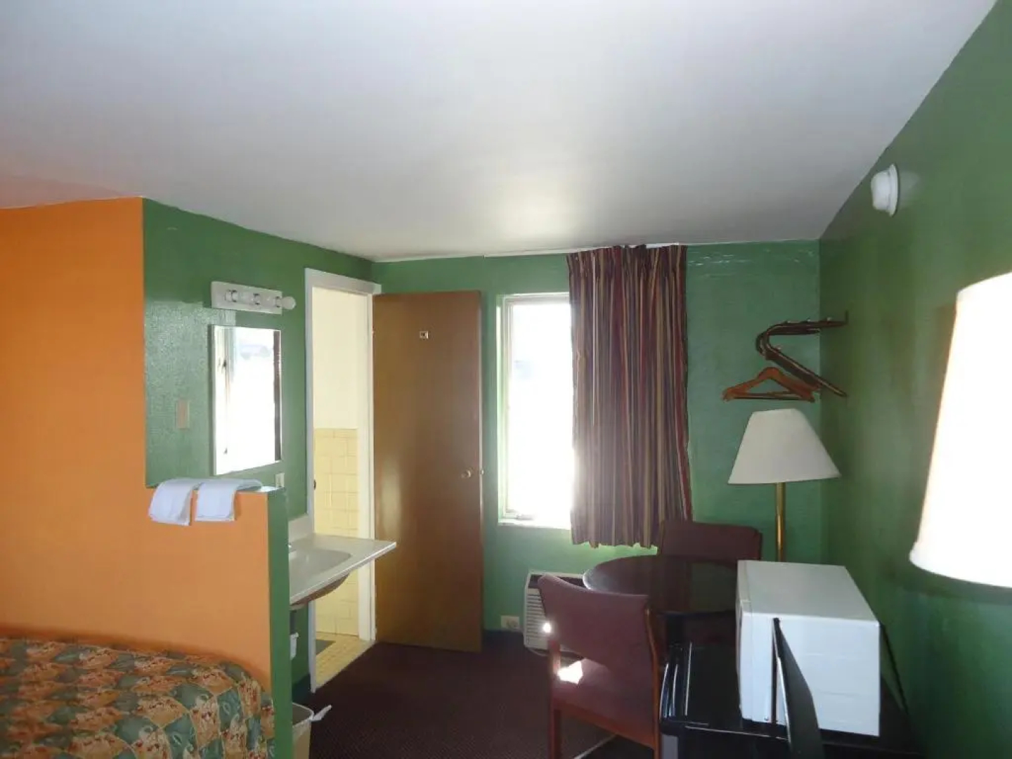 Budget Host Inn Somerset
