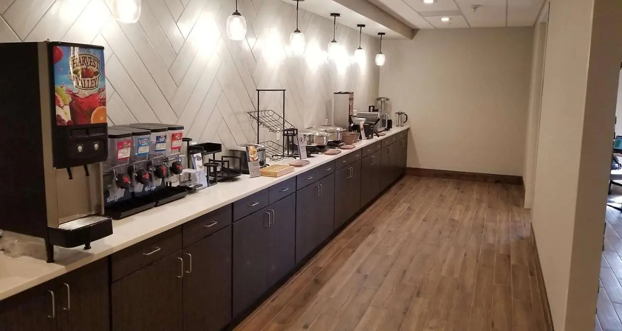 B/W Plus Elizabethtown Inn & Suites