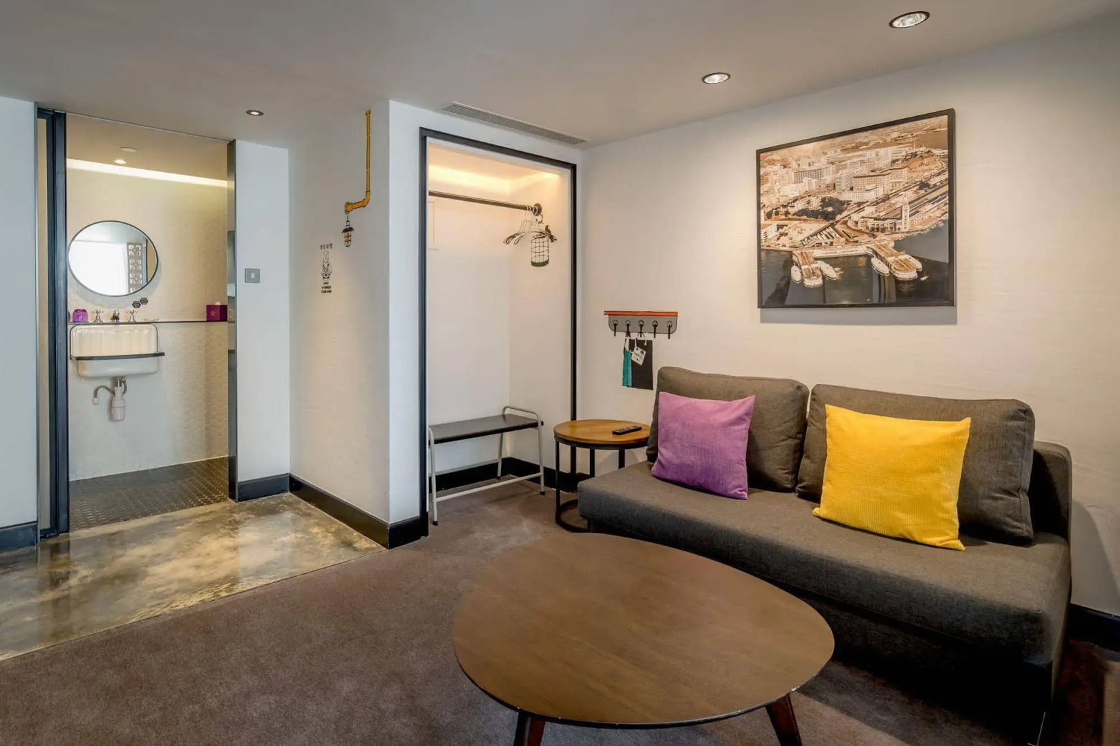 Attitude On Granville