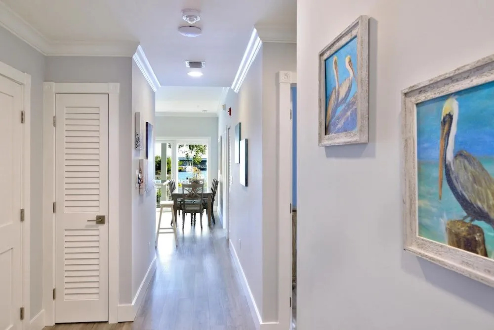 Bayview South 801 Eisenhower Dr. #6