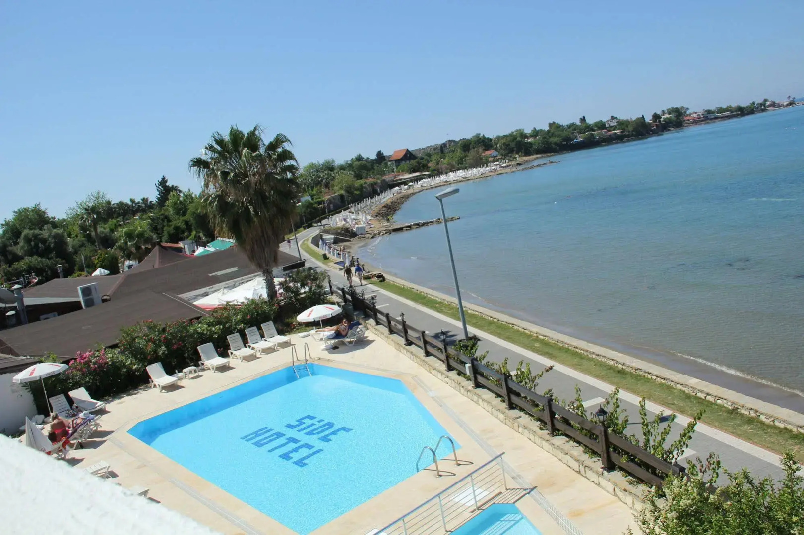 Side Beach Club Hotel