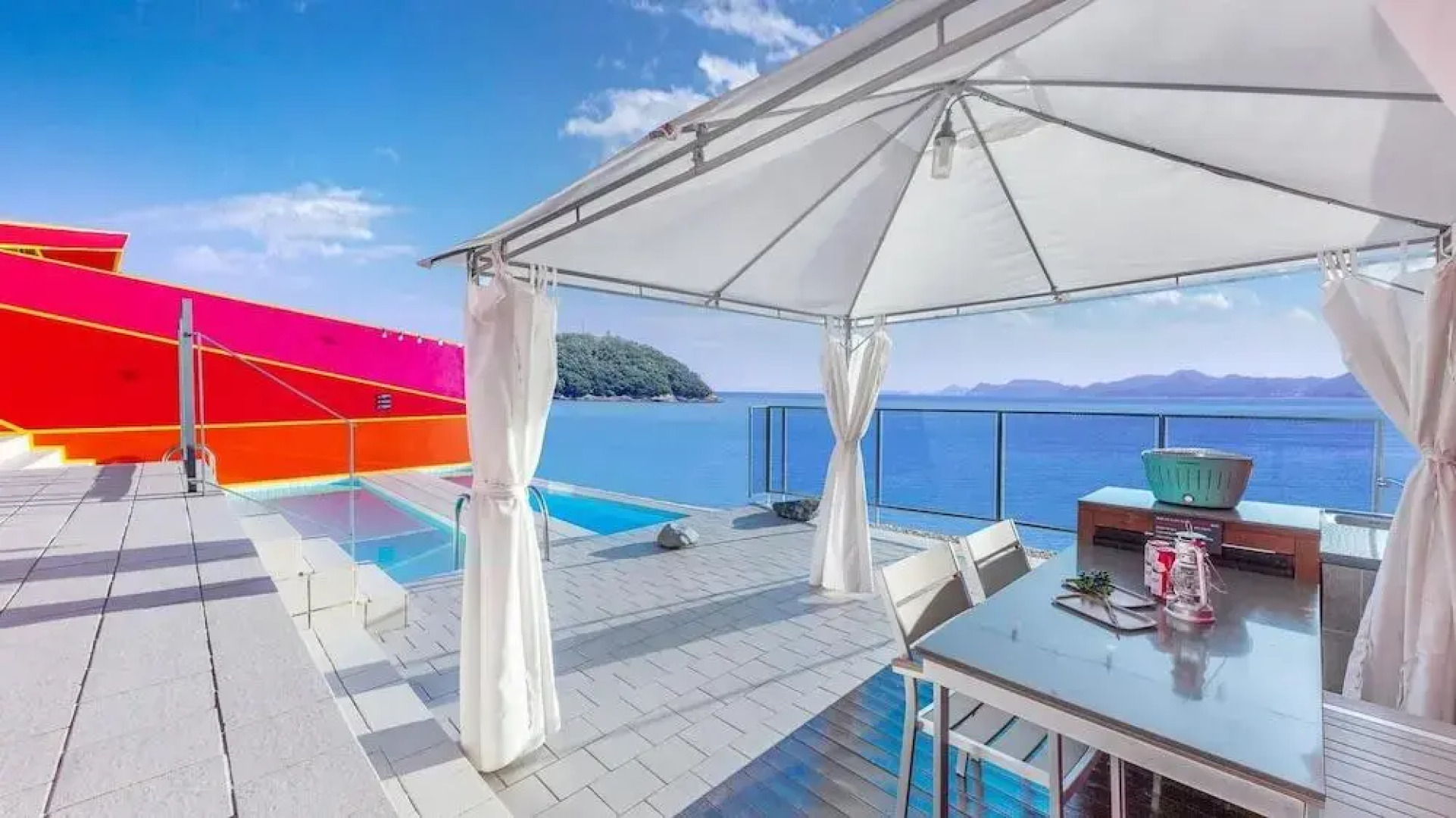 Namhae Pumda Pool Villa Pension