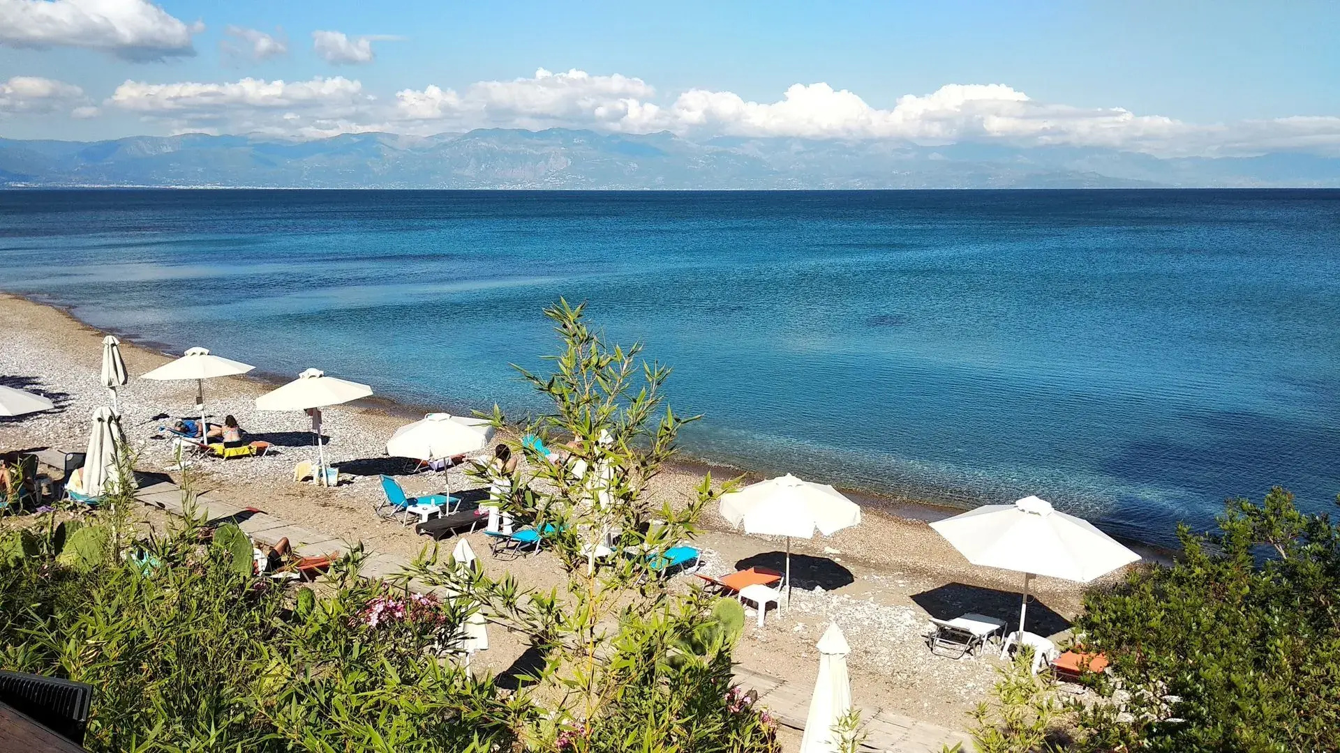 Grekis Hotel and Apartments