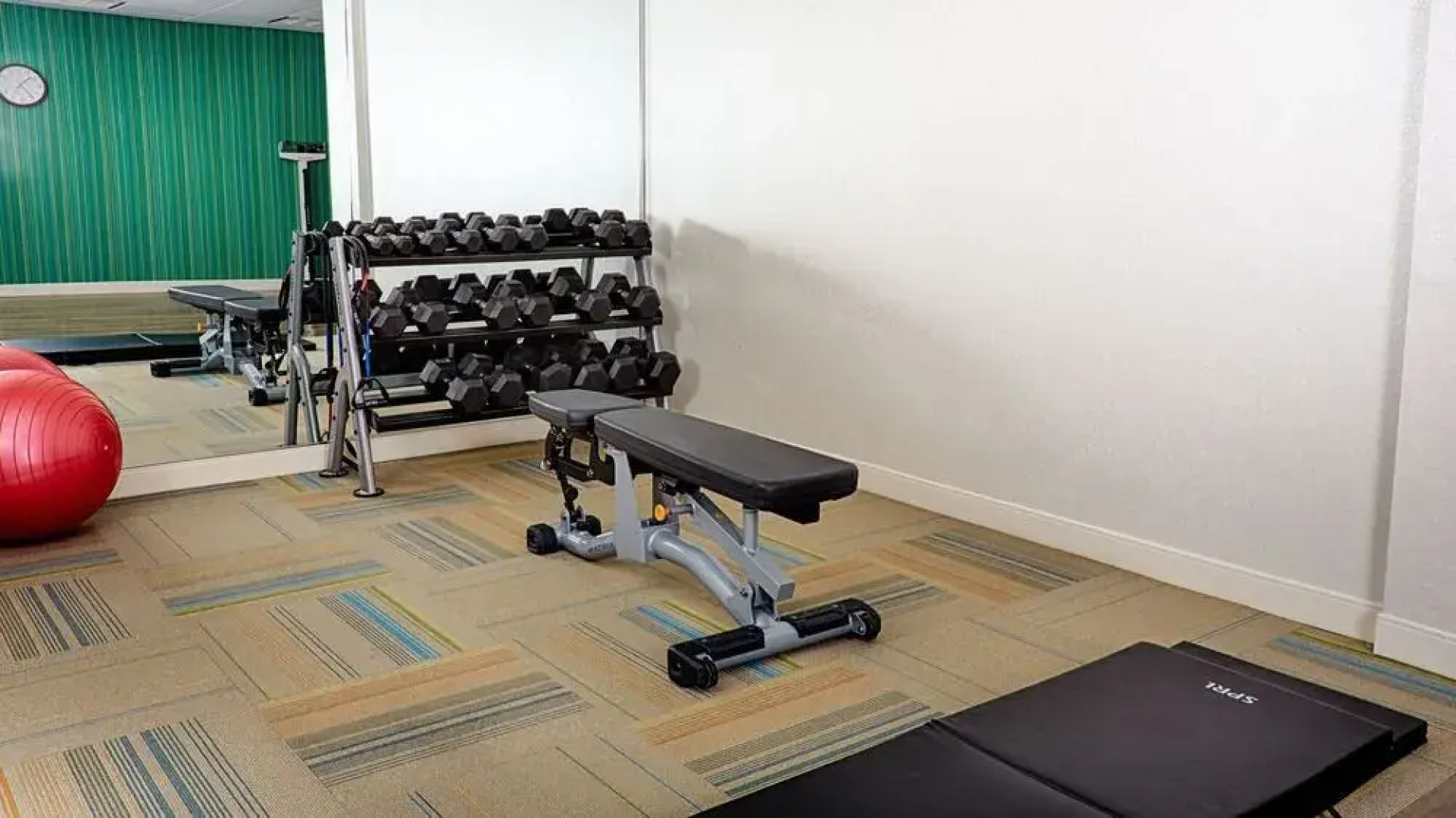 Holiday Inn Express Bordentown - Trenton South