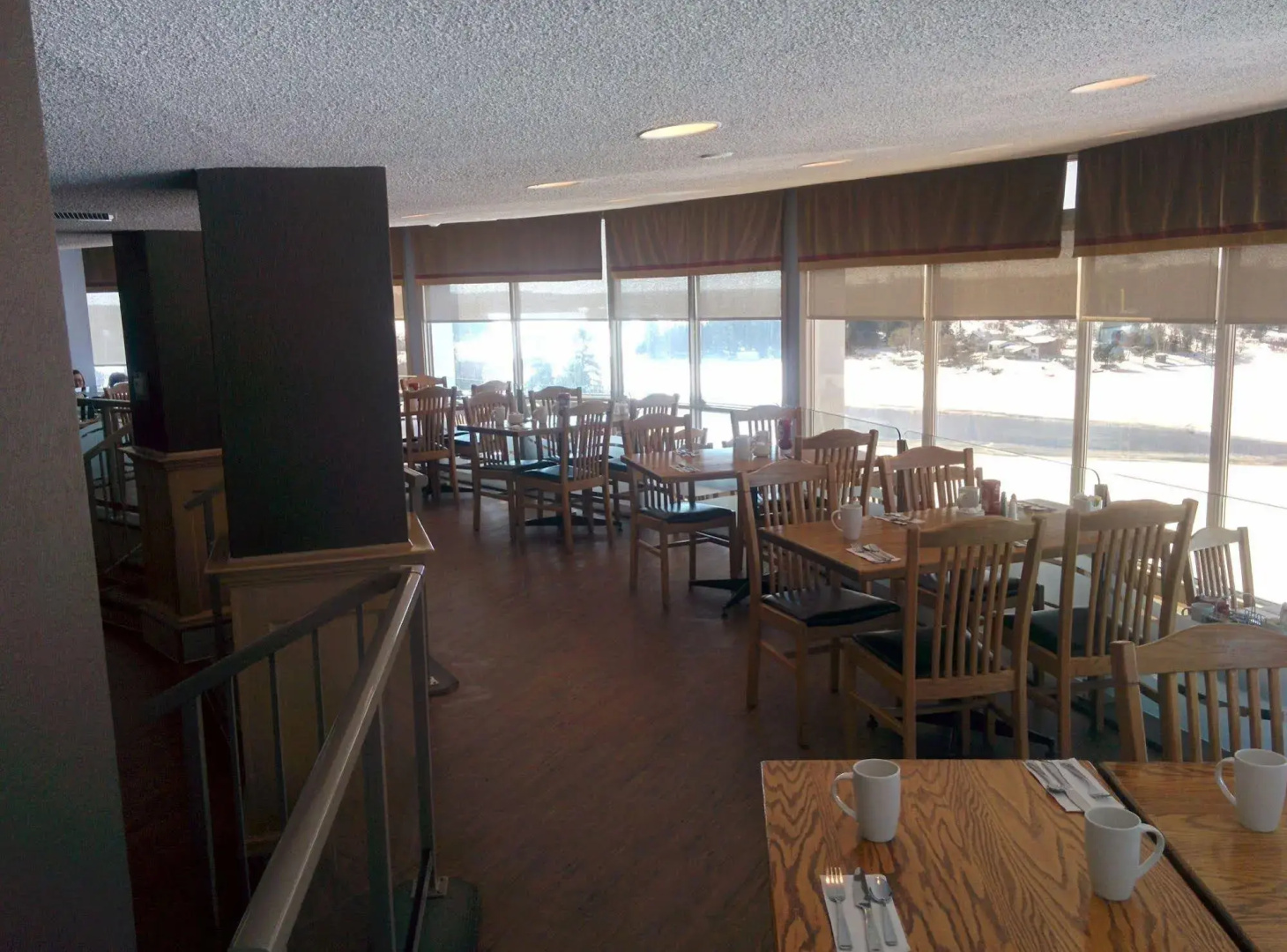 Clarion Lakeside Inn & Conference Centre
